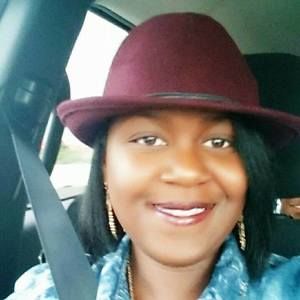 Meet your Posher, Ebony